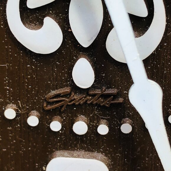 Vintage 70s SPARTUS USA Plastic Faux Wood Rolling Pin Plug In Wall Clock Rustic - Picture 8 of 14